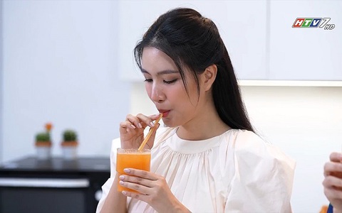 Mỹ Linh, Hữu Đằng chia sẻ công thức nước ép bổ dưỡng