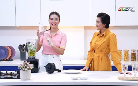 Cách làm "Sinh tố bơ - chuối - cải bó xôi"
