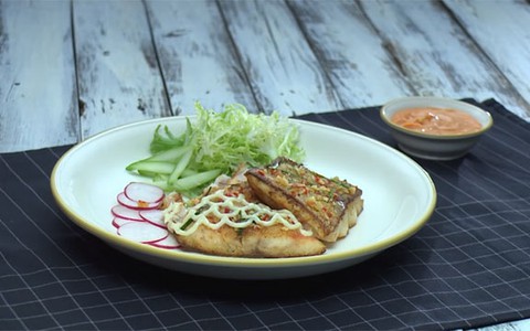 Cá gáy chiên sốt chanh sả