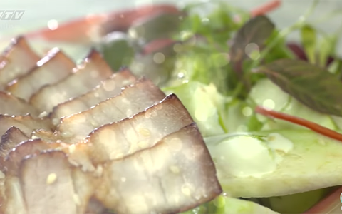 Salad trái cây nhiệt đới
