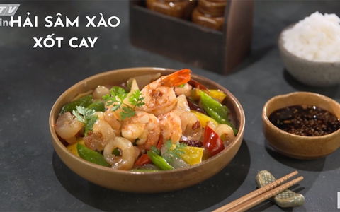 Hải sâm xào sốt cay