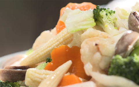 Rau củ xào sốt chay