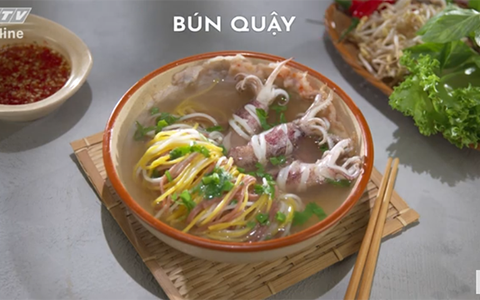Khuấy động mùa hè với món bún quậy
