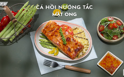 Thơm lừng với cá hồi nướng tắc mật ong