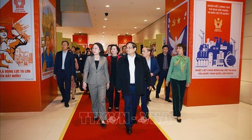 Thủ tướng kiểm tra công tác chuẩn bị Đại hội Thi đua yêu nước toàn quốc lần thứ XI