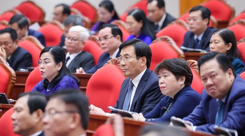 Đề xuất tăng phụ cấp cho Bộ trưởng, Bí thư Tỉnh ủy, Thượng Tướng lên 2,7 triệu đồng