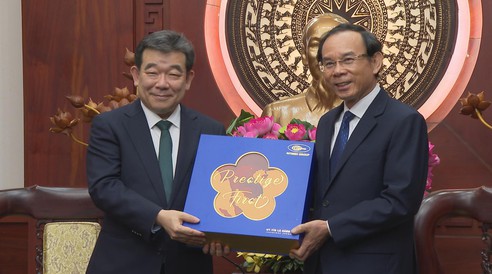 Bí thư Thành ủy TP.HCM Nguyễn Văn Nên tiếp Tổng Lãnh sự Hàn Quốc chào từ biệt