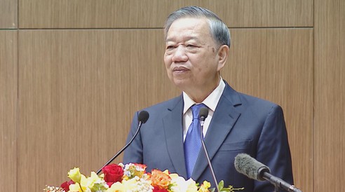Tổng Bí thư: Nhân rộng điển hình tiên tiến, xây dựng lực lượng Công an vững mạnh