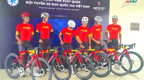 Tuyển xe đạp Việt Nam ra quân tại Giải Tour of Poyang Lake