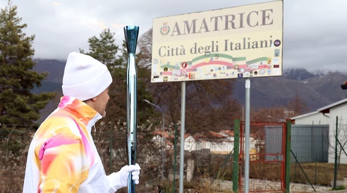 Ngọn đuốc Olympic mùa Đông 2026 trên đất Italia
