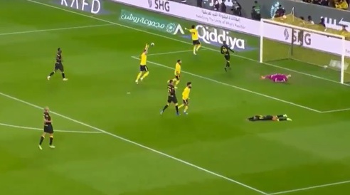 Al Nassr tiếp tục bám đuổi trong cuộc đua danh hiệu giải Saudi Pro League