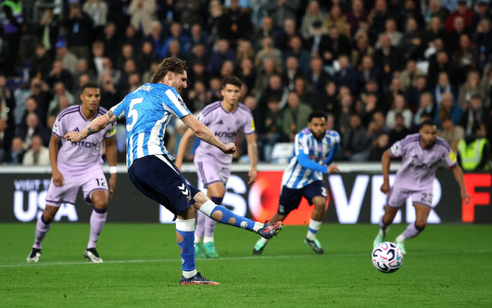 Coventry chính thức chấm dứt 25 năm chờ đợi với chiến thắng 4-1 trước Newcastle