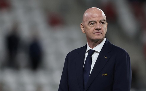 Lãnh đạo bóng đá Anh và Đức chưa hài lòng với lời xin lỗi của Chủ tịch FIFA