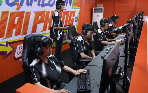 "Đấu Trường Chân Lý" mở rộng sân chơi Esports cho sinh viên Việt Nam