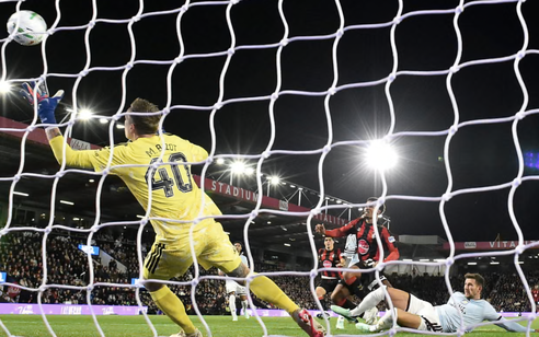 Bournemouth thắng đậm Aston Villa, Sunderland hạ Brentford tại Carabao Cup