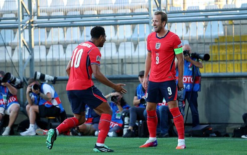 Harry Kane ca ngợi "sự tự do" trong chiến thắng 7-0 của tuyển Anh