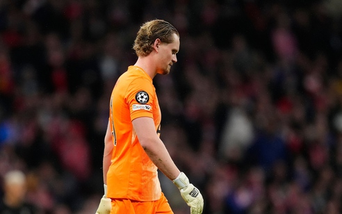 17 phút và kỷ lục buồn của thủ thành dự bị Tottenham tại Champions League