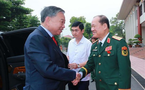 Khai mạc trọng thể Đại hội đại biểu toàn quốc Hội Cựu chiến binh Việt Nam lần thứ 8