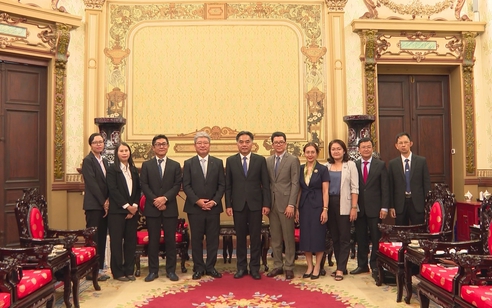 Lãnh đạo TP. Hồ Chí Minh tiếp doanh nghiệp Nhật Bản đến chào xã giao