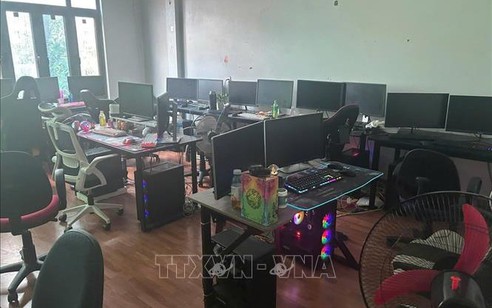 Triệt phá ổ nhóm chiếm đoạt tài khoản Facebook để bán thu lợi