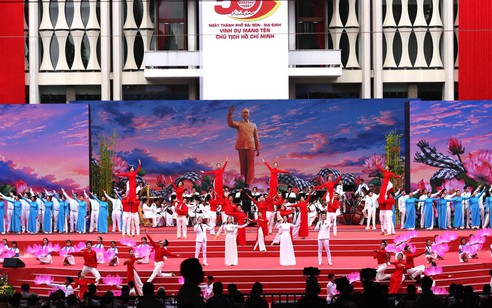 Tự hào 50 năm Thành phố mang tên Bác: Hướng tới xây dựng TP. Hồ Chí Minh thành một siêu đô thị toàn cầu