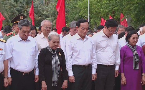 Kỷ niệm 79 năm Ngày Thương binh - Liệt sĩ: Khắc ghi công ơn, tiếp nối truyền thống "Uống nước nhớ nguồn"