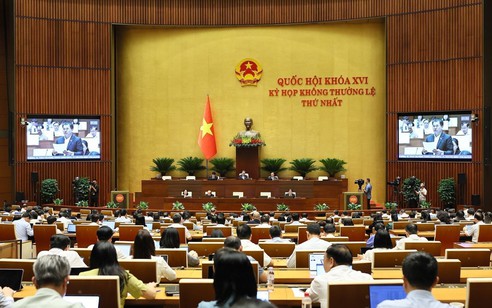 Ngày 11/8, Quốc hội thảo luận dự án Luật Phát triển đô thị