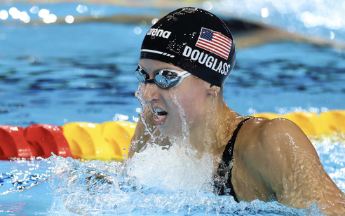 Douglass lập kỷ lục thế giới 50m tự do tại Pan Pacs