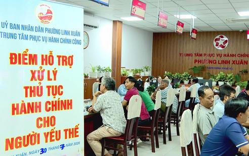 Phường Linh Xuân triển khai hỗ trợ giải quyết thủ tục hành chính ngoài giờ