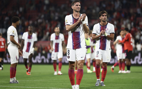 Marquinhos ghi bàn phút bù giờ, PSG hòa kịch tính Lille 2-2