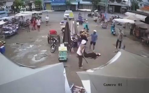 TP. Hồ Chí Minh: Điều tra vụ người phụ nữ bị hành hung tại chợ Hòa Long