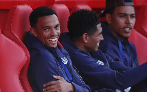 Trent Alexander-Arnold trở lại đội tuyển Anh