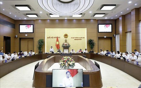 Ủy ban Thường vụ Quốc hội cho ý kiến về sửa đổi nhiều dự án luật