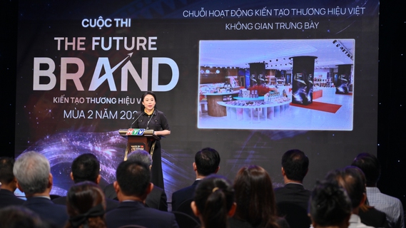 Bà Hồ Thị Quyên phát biểu
