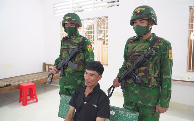 Bắt giữ đối tượng mang lượng lớn vàng qua cửa khẩu Tây Ninh