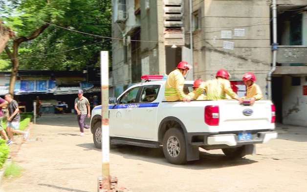 Diễn tập phương án chữa cháy và cứu nạn, cứu hộ tại Cư xá Thanh Đa, phường Bình Quới