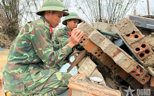 Toàn quân khẩn trương thống kê, rà soát thiệt hại về nhà ở của nhân dân do mưa lũ tại Nam Trung Bộ