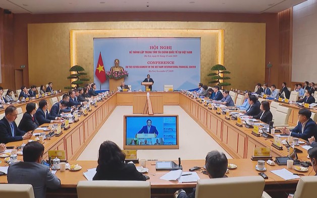 Thủ tướng khẩn trương ban hành Nghị định cho Trung tâm tài chính quốc tế trong tháng 11
