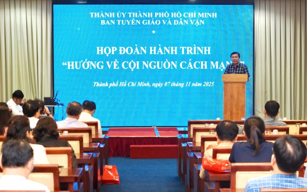 Ban Tuyên giáo và Dân vận Thành ủy TP. Hồ Chí Minh tổ chức Hành trình "Hướng về cội nguồn Cách mạng" 