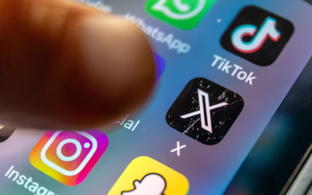 Lệnh cấm mạng xã hội của Australia gây tranh luận toàn cầu