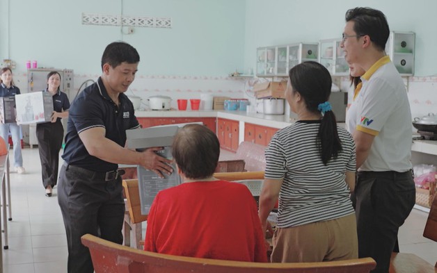 Chuyến xe tử tế tháng 12: Yêu thương trên vùng đất thép Củ Chi