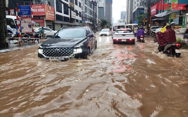 Hà Nội chi hơn 5.500 tỷ đồng làm công trình khẩn cấp chống úng ngập