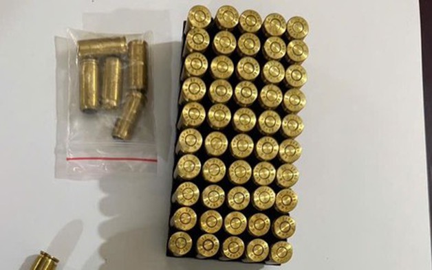 Công an tuần tra bắt vụ mua bán súng, truy xét mở rộng phát hiện thêm nhóm tội phạm ma túy