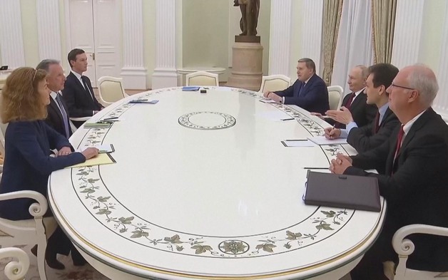 Tổng thống Putin hội đàm với đặc phái viên Mỹ