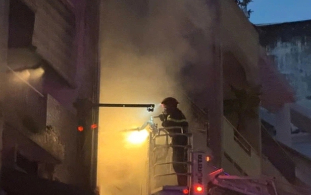 Phó Thủ tướng yêu cầu khẩn trương điều tra nguyên nhân vụ cháy tại đường Trần Hưng Đạo TP.HCM