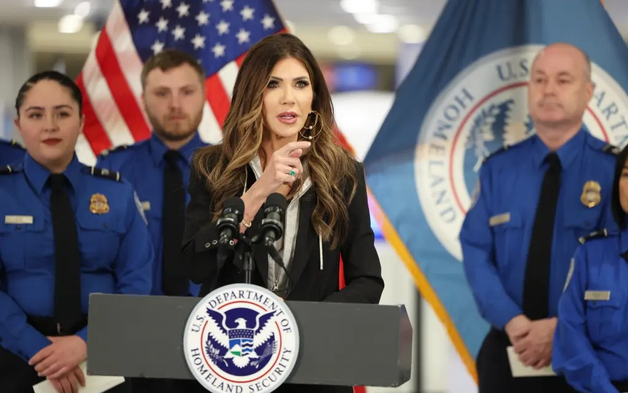 Mỹ mở rộng lệnh cấm nhập cảnh lên hơn 30 quốc gia