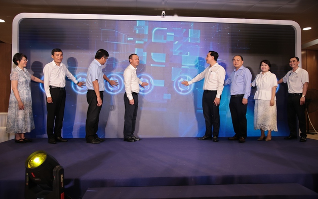 Ngày hội Công nghệ số đầu tiên trên tuyến Metro số 1 chính thức khai mạc