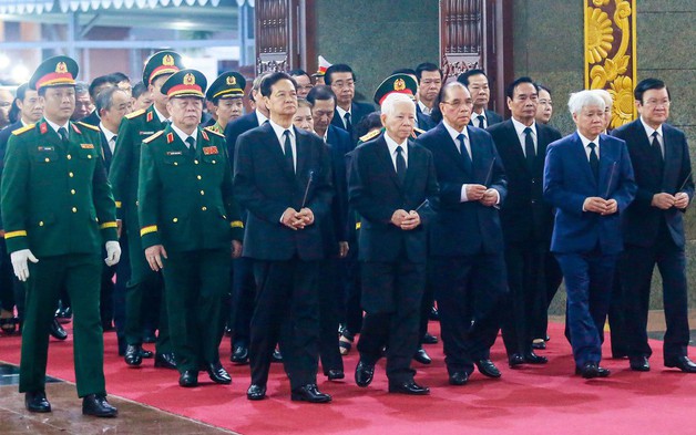 Lễ viếng Đại tướng Lê Văn Dũng, nguyên Chủ nhiệm Tổng cục Chính trị Quân đội nhân dân Việt Nam