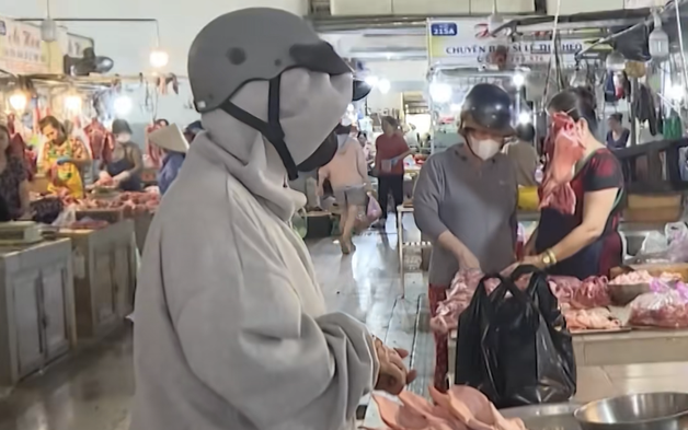 Giá hàng hóa tăng, dù giá xăng dầu đã hạ nhiệt