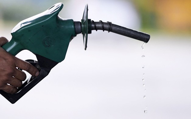 Pháp: Xăng sinh học lên ngôi giữa 'bão giá' nhiên liệu